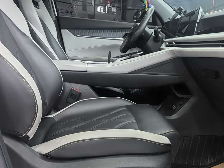 Фото 11 - Changan CS75 Plus