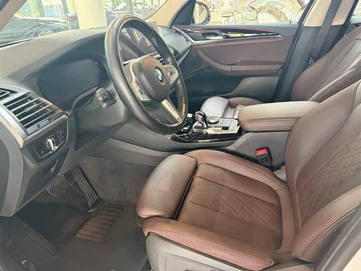 Фото 14 - BMW X3