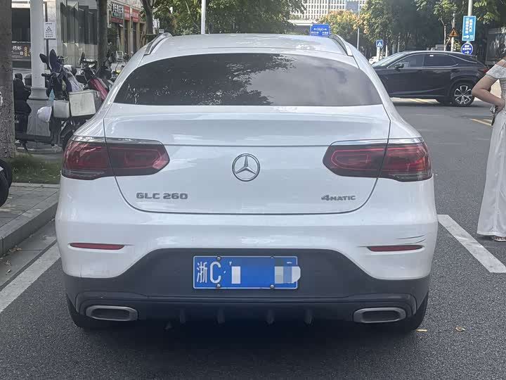 Фото 10 - Mercedes-Benz GLC-Class Coupe