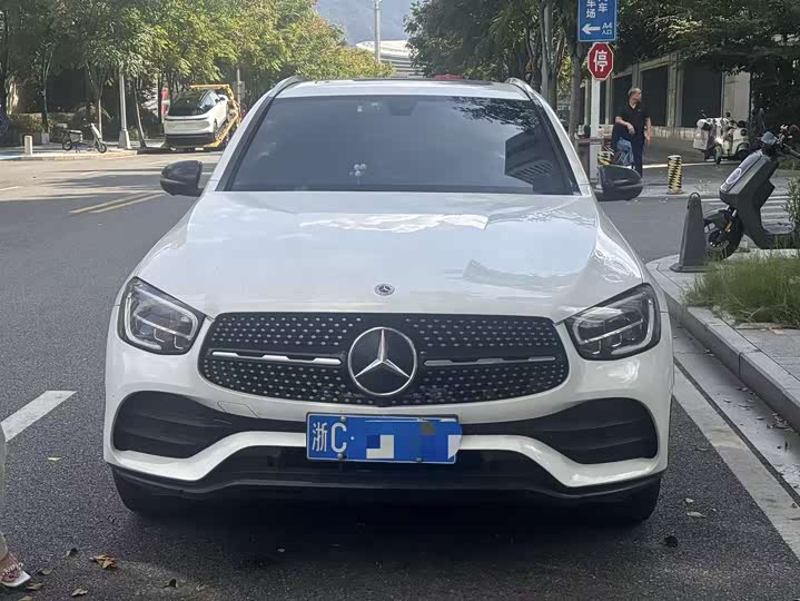 Фото 2 - Mercedes-Benz GLC-Class Coupe