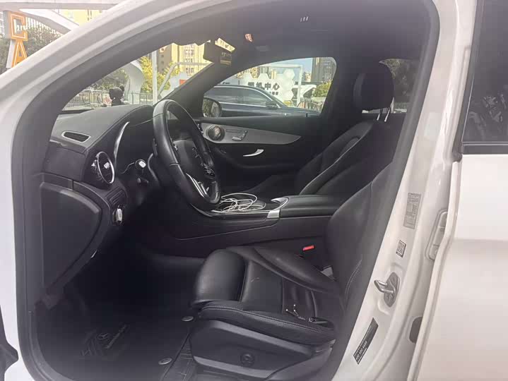 Фото 6 - Mercedes-Benz GLC-Class Coupe