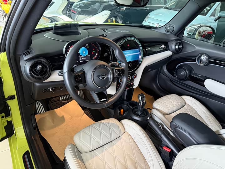 Фото 10 - Mini Mini JCW