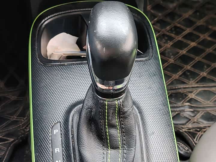 Фото 9 - Roewe Clever