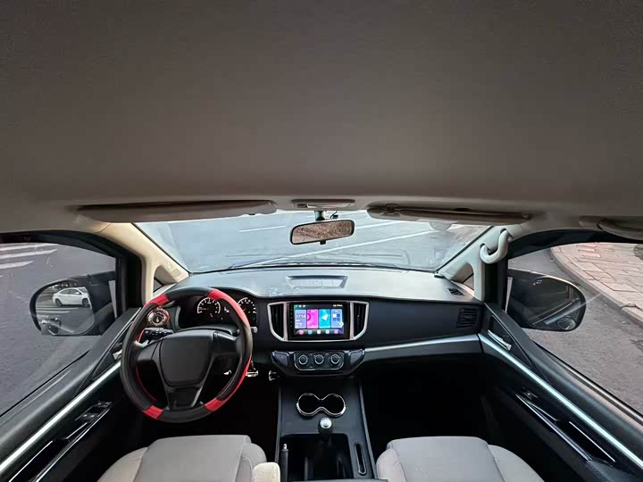 Фото 9 - Dongfeng Forthing Lingzhi M5