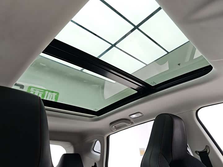 Фото 14 - Changan Oshan X5