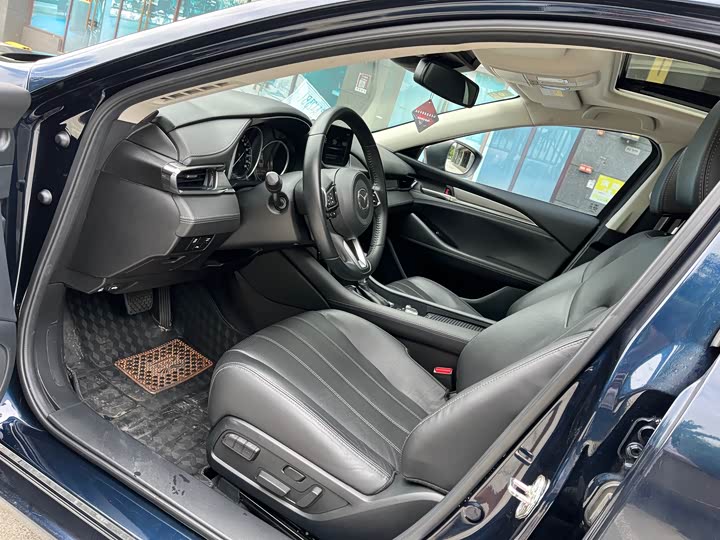 Фото 7 - Mazda Atenza