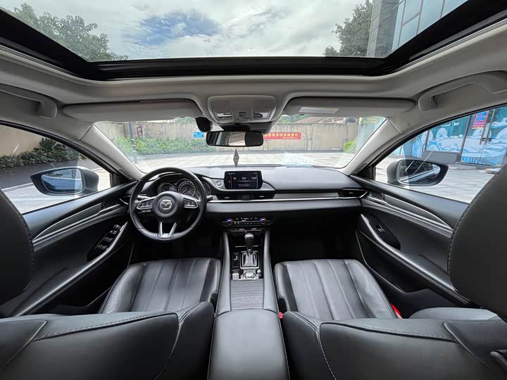 Фото 9 - Mazda Atenza