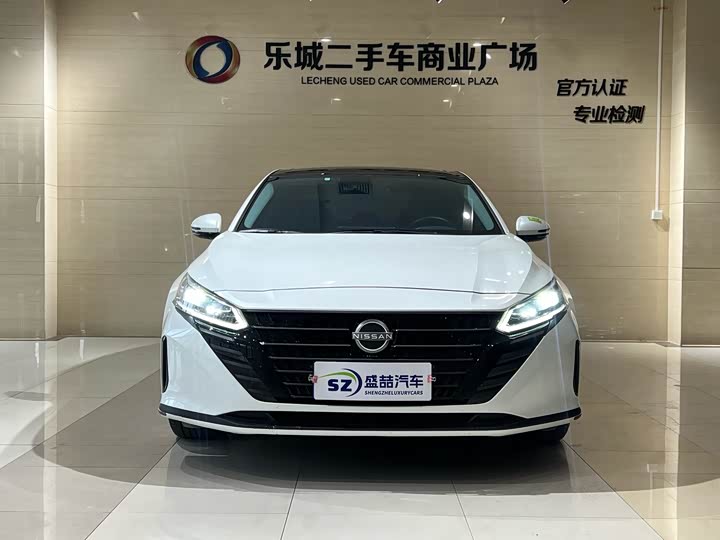 Фото 2 - Nissan Teana