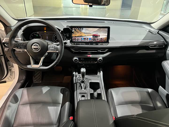 Фото 9 - Nissan Teana