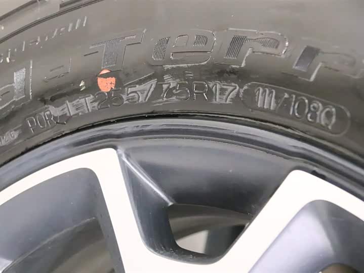 Фото 19 - Jeep Wrangler