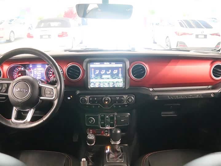 Фото 5 - Jeep Wrangler