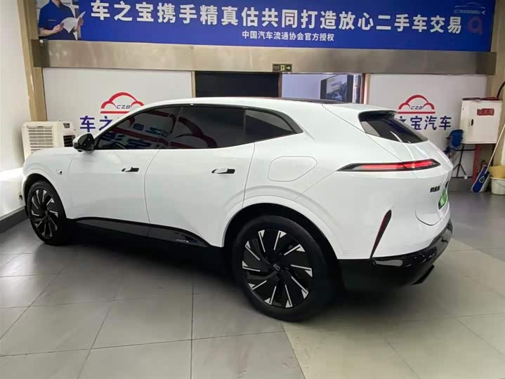 Фото 7 - Avatr 07