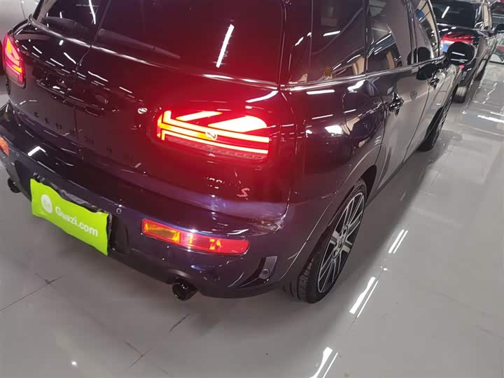 Фото 8 - Mini Clubman