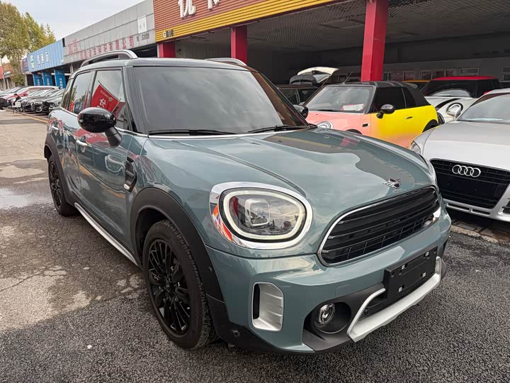 Фото 1 - Mini Countryman
