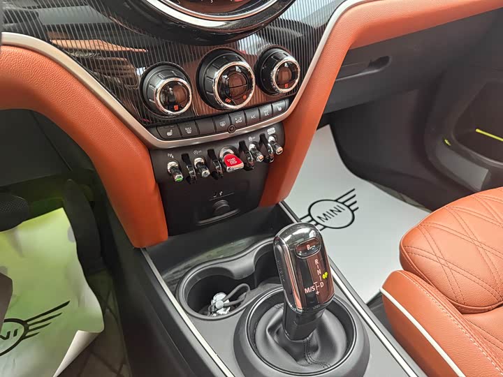 Фото 18 - Mini Countryman