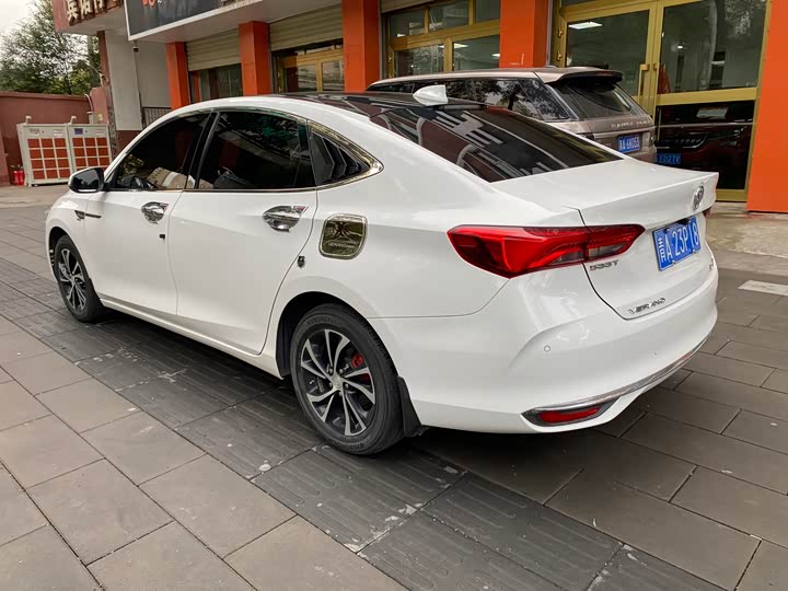 Фото 4 - Buick Verano