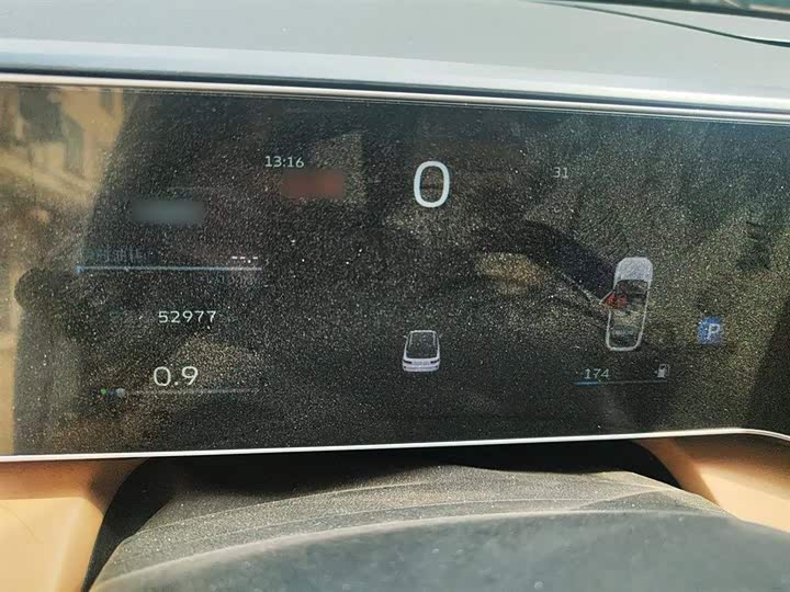 Фото 4 - Geely Icon