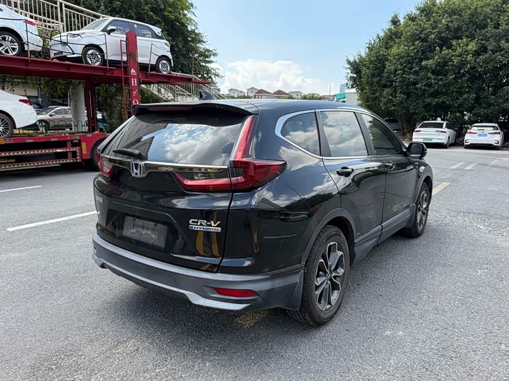 Фото 5 - Honda CR-V