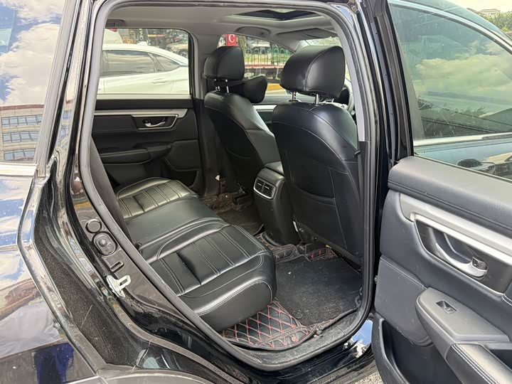 Фото 7 - Honda CR-V