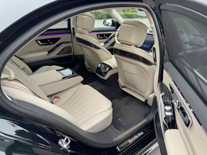 Фото 3 - Mercedes-Benz S-Class