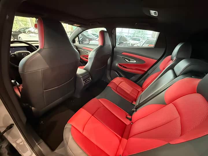 Фото 8 - Changan UNI-T