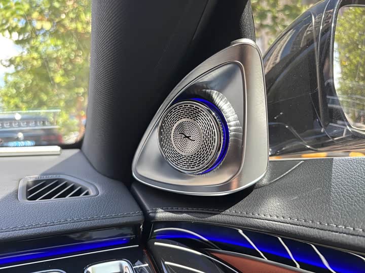 Фото 14 - Mercedes-Benz Maybach S-Class