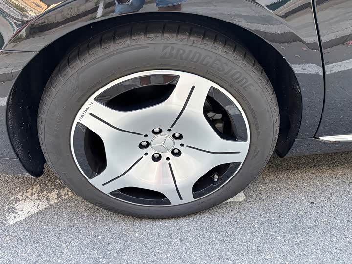 Фото 21 - Mercedes-Benz Maybach S-Class