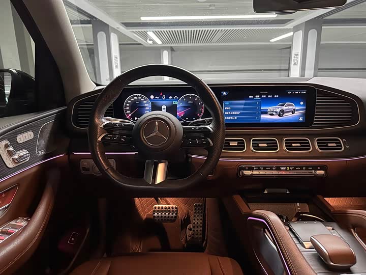 Фото 11 - Mercedes-Benz GLS-Class