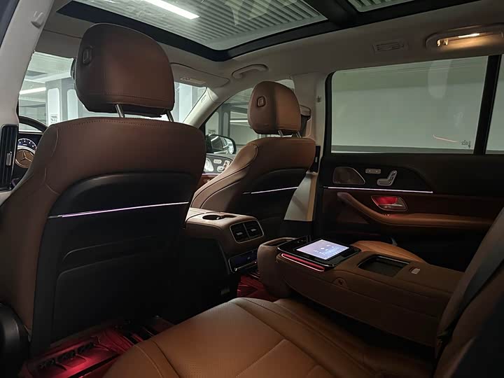 Фото 15 - Mercedes-Benz GLS-Class