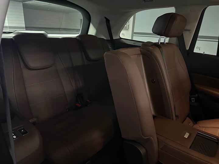 Фото 20 - Mercedes-Benz GLS-Class