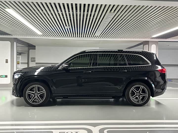 Фото 25 - Mercedes-Benz GLS-Class