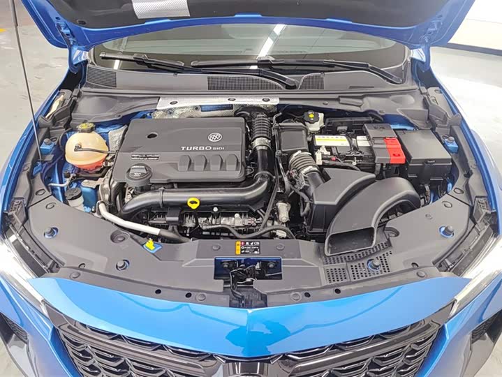 Фото 10 - Buick Verano