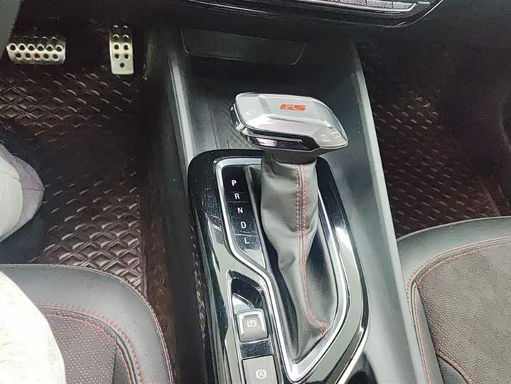 Фото 16 - Buick Verano