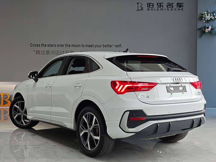 Фото 13 - Audi Q3 Sportback