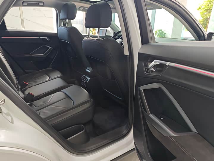 Фото 6 - Audi Q3 Sportback