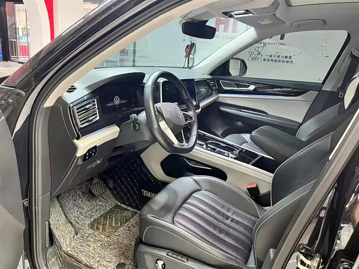 Фото 2 - Volkswagen Teramont Pro