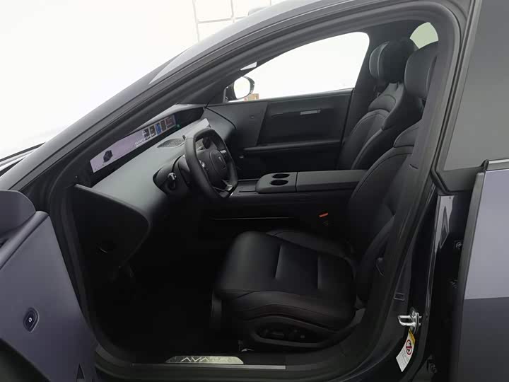 Фото 10 - Avatr 06