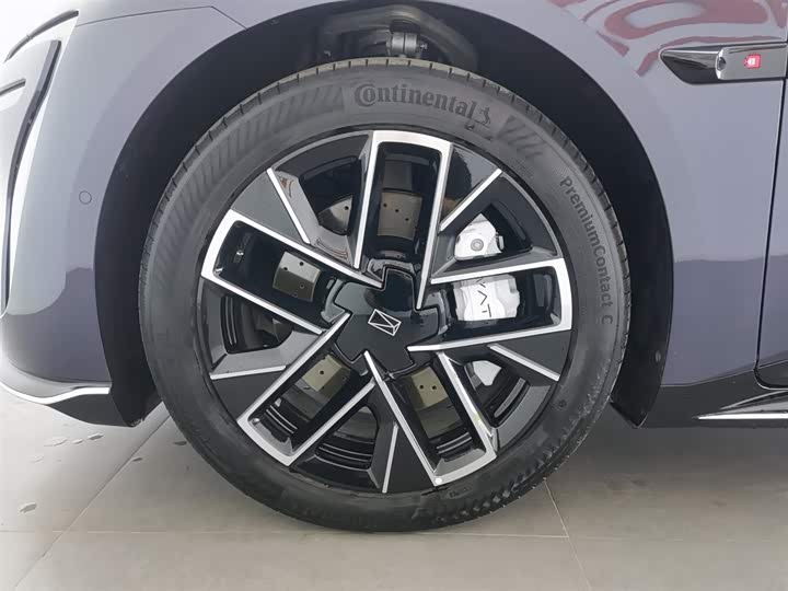 Фото 17 - Avatr 06