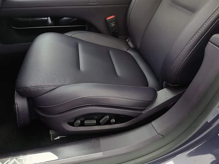 Фото 20 - Avatr 06