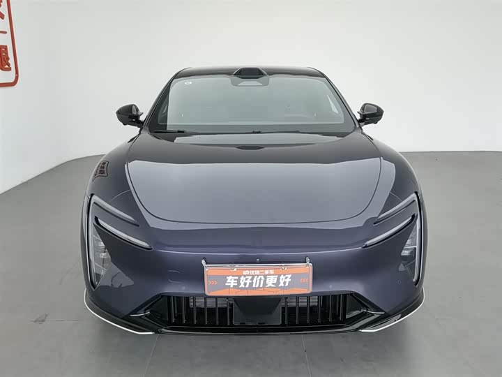 Фото 3 - Avatr 06