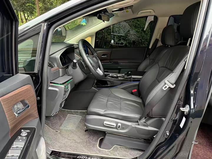 Фото 5 - Honda Odyssey