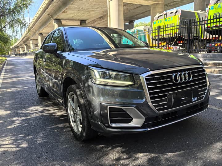 Фото 2 - Audi Q2L