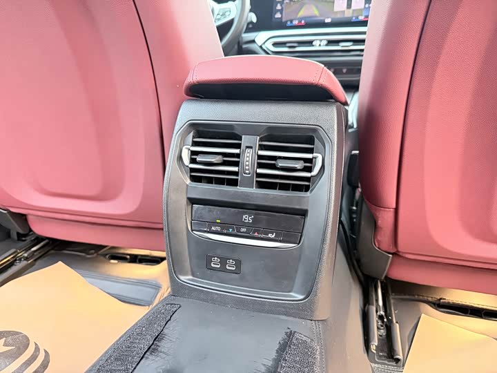 Фото 20 - BMW 3 Series