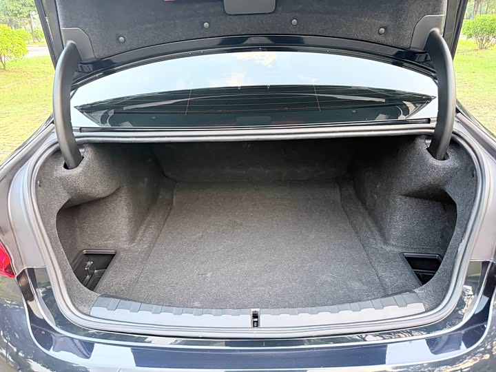 Фото 24 - BMW 3 Series