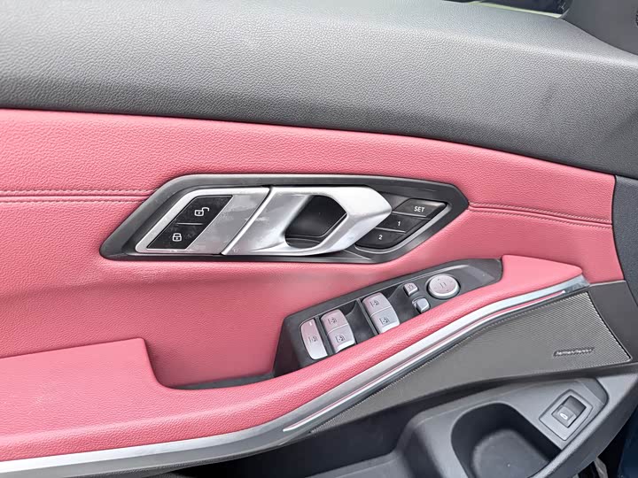 Фото 8 - BMW 3 Series