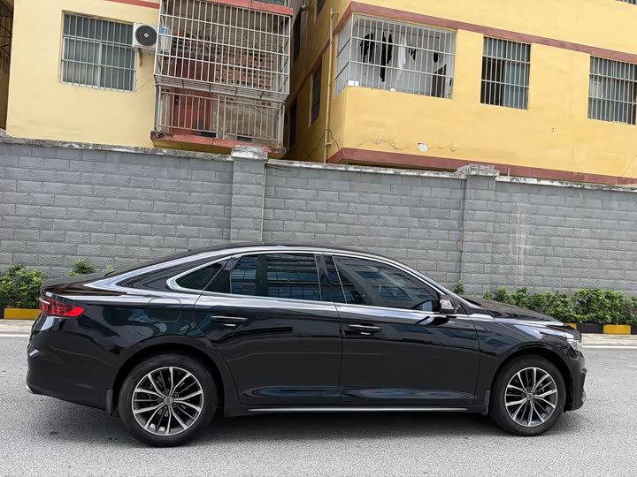 Фото 11 - Geely Preface