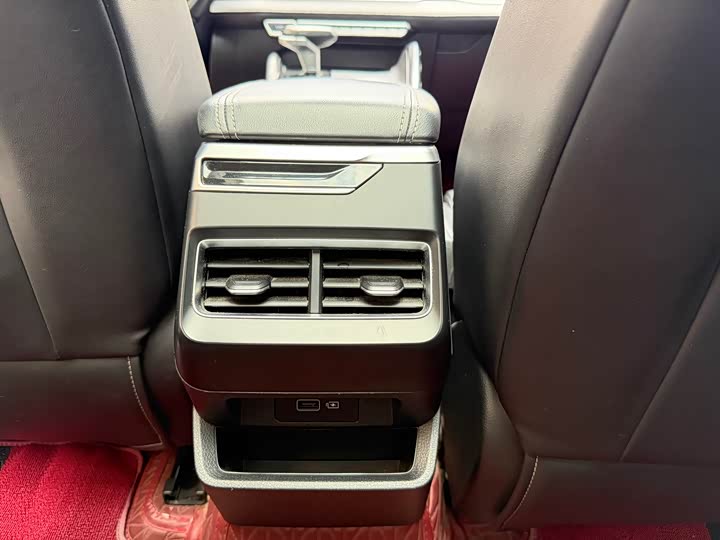 Фото 13 - Geely Preface