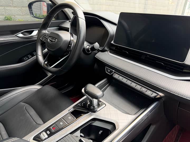 Фото 16 - Geely Preface