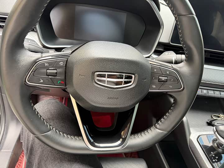 Фото 6 - Geely Preface