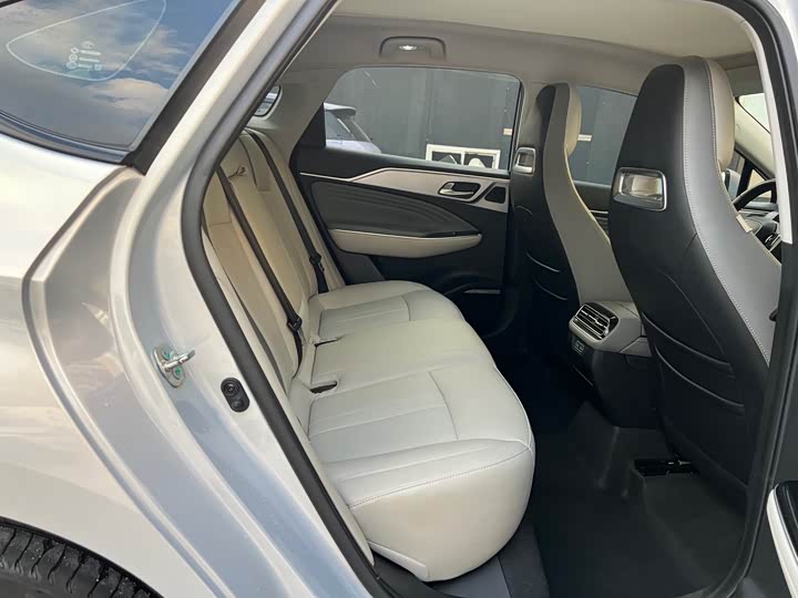 Фото 18 - GAC Aion S Plus